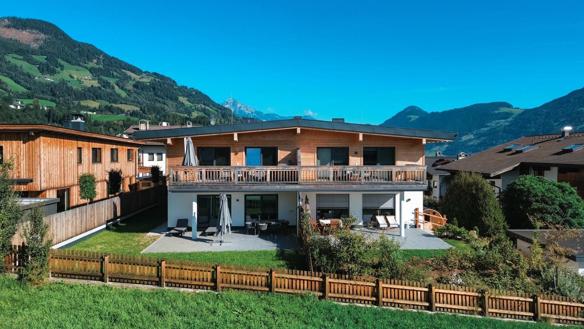 Veronikas Relax & Family Suite - Sun Terrace And Car Park By Alpenluxus Appartements Fügen Buitenkant foto